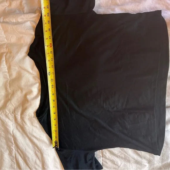 Two cropped tshirts off of Amazon! - Picture 2 of 6